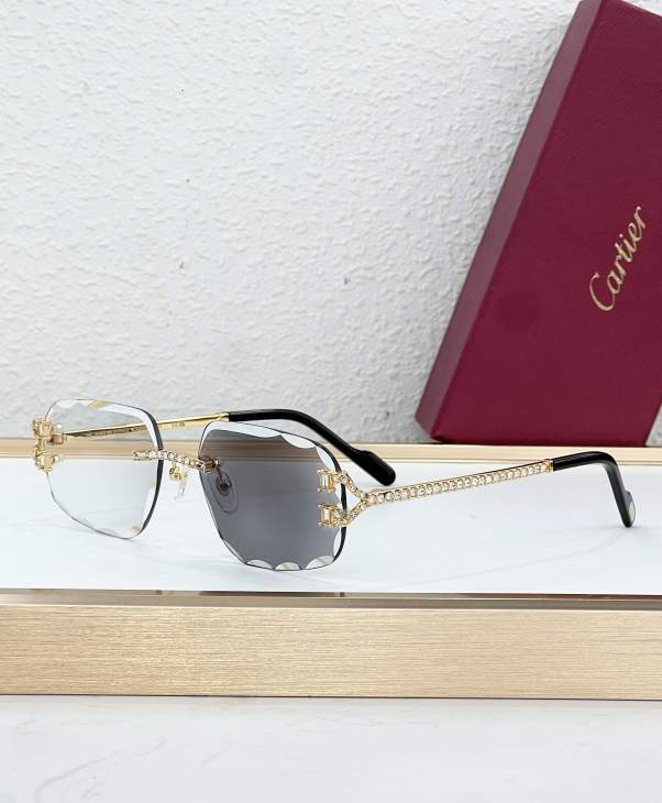 Picture of Cartier Sunglasses _SKUfw77796409fw